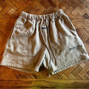 FEAR OF GOD ESSENTIALS oversized sweatshorts men’s M